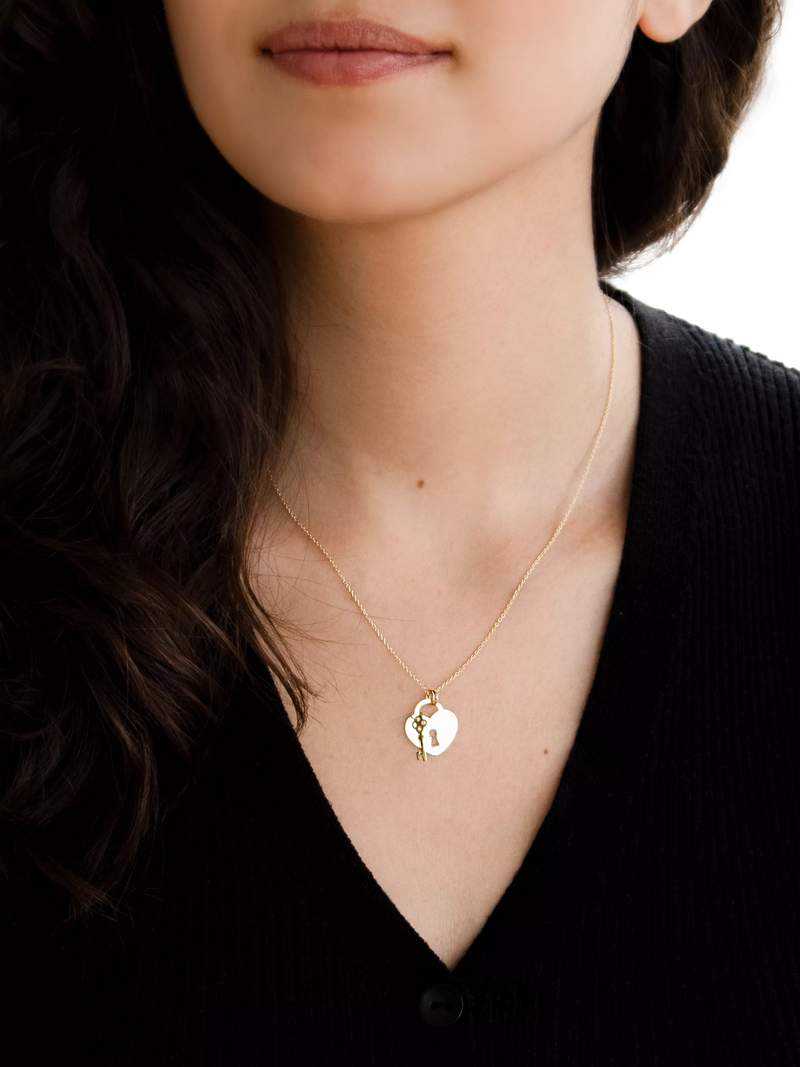 IBB 9ct gold heart padlock and key pendant necklace, imported from the UK