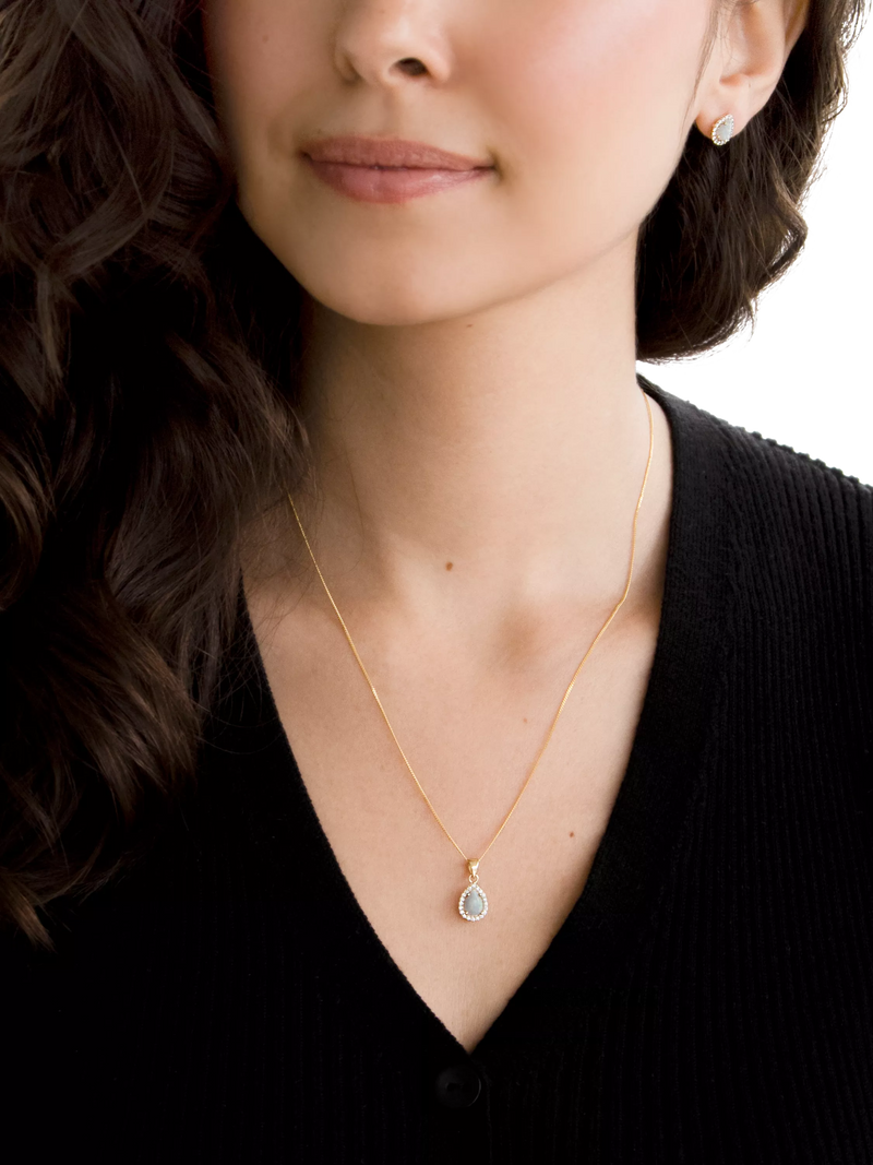 IBB 9ct gold opal teardrop pendant 45cm (British brand)