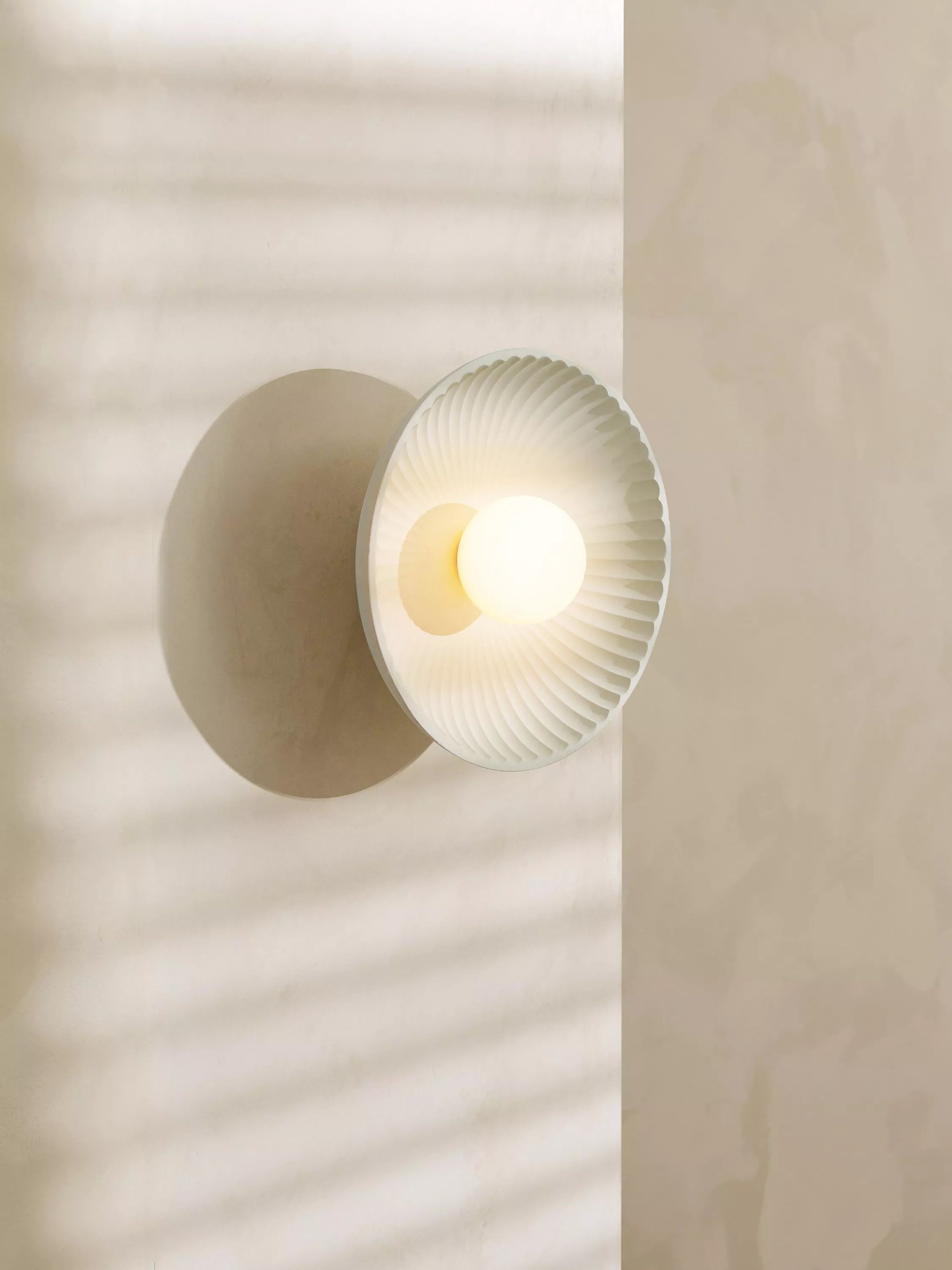 MADE Eliya wall light white concrete - British product