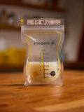 Medela easy pour breastmilk storage bags, pack of 50, imported from the UK