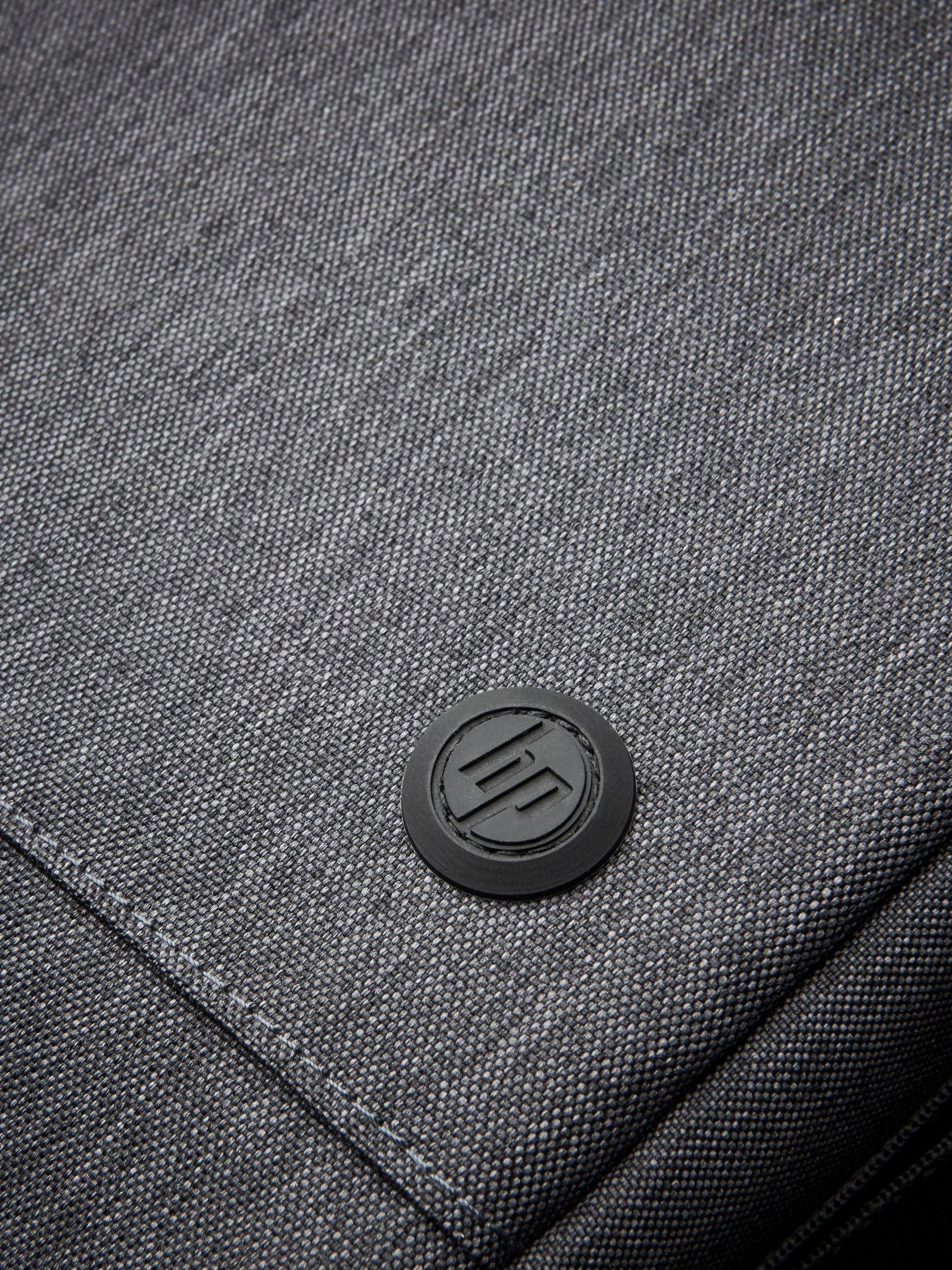 HP Prelude Pro laptop bag grey 15.6 inch - British product
