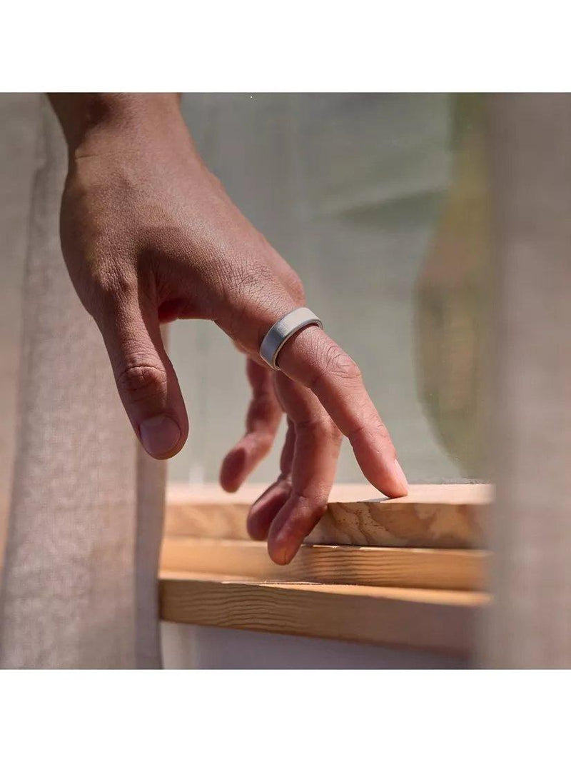 Oura Smart Ring gebürstetes Silber - britisches Produkt