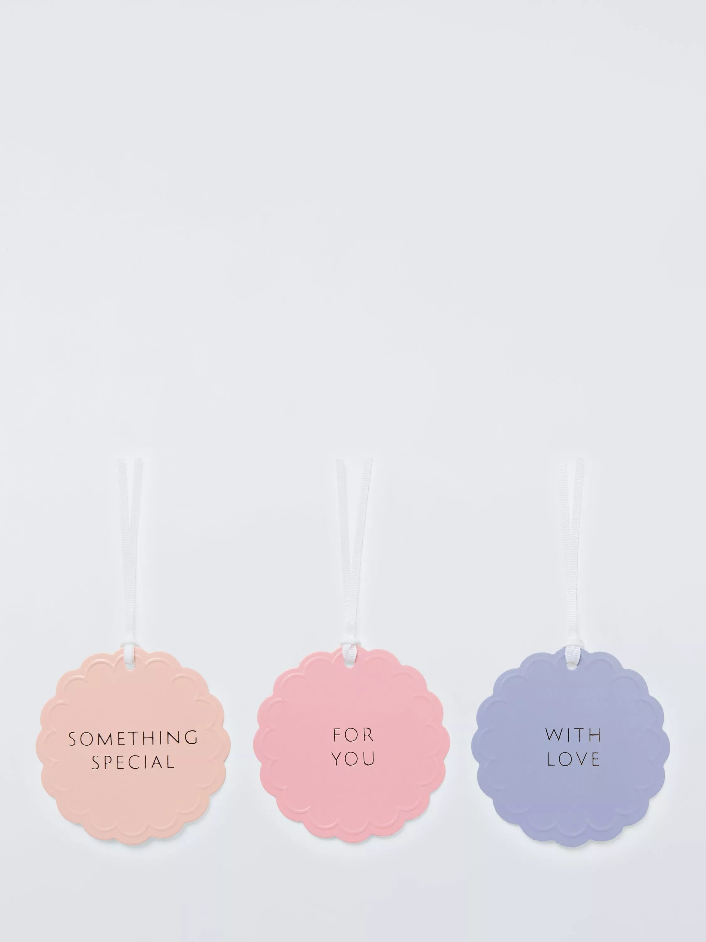 John Lewis scalloped gift tags pack of 3 - British product