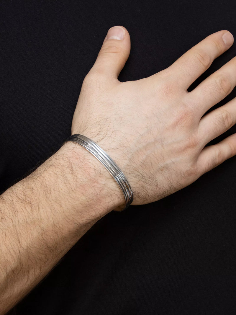 Hoxton London wrap strip cuff bangle silver 65mm, UK version