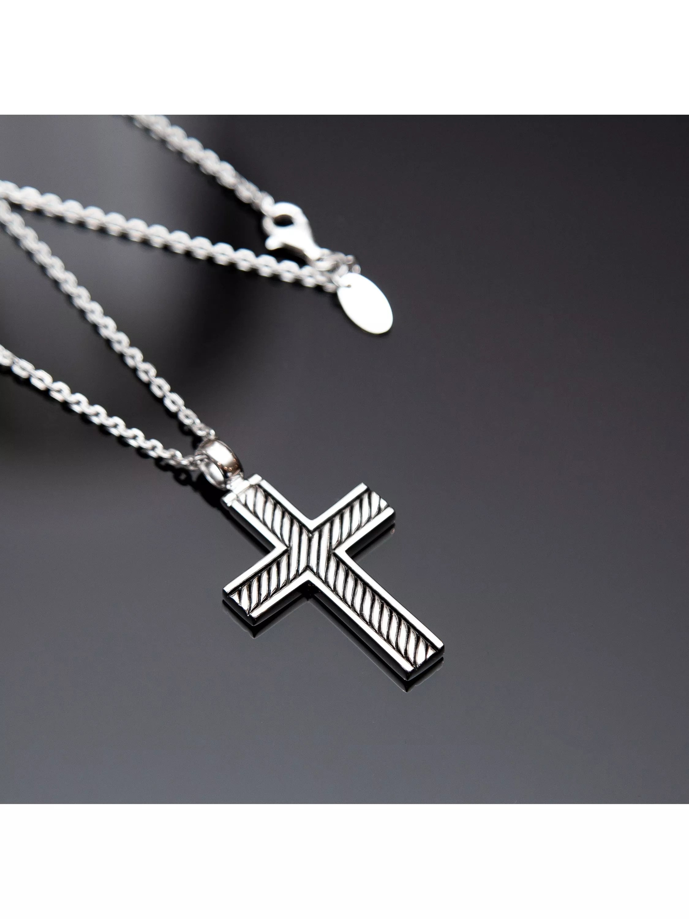 Hoxton London pendant necklace silver twisted cross, imported from the UK