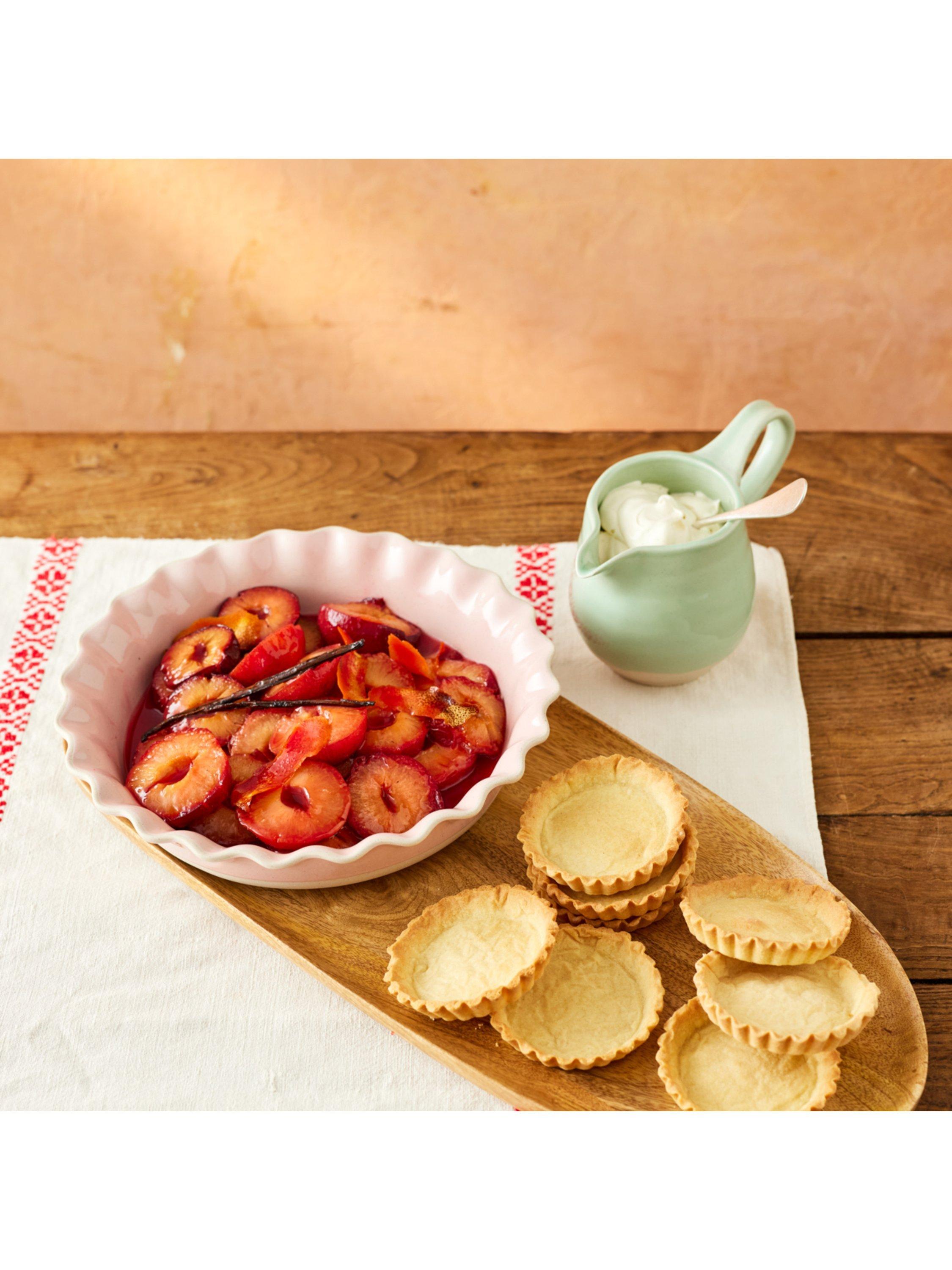 Jamie Oliver stoneware pie dish pink 28cm - British product