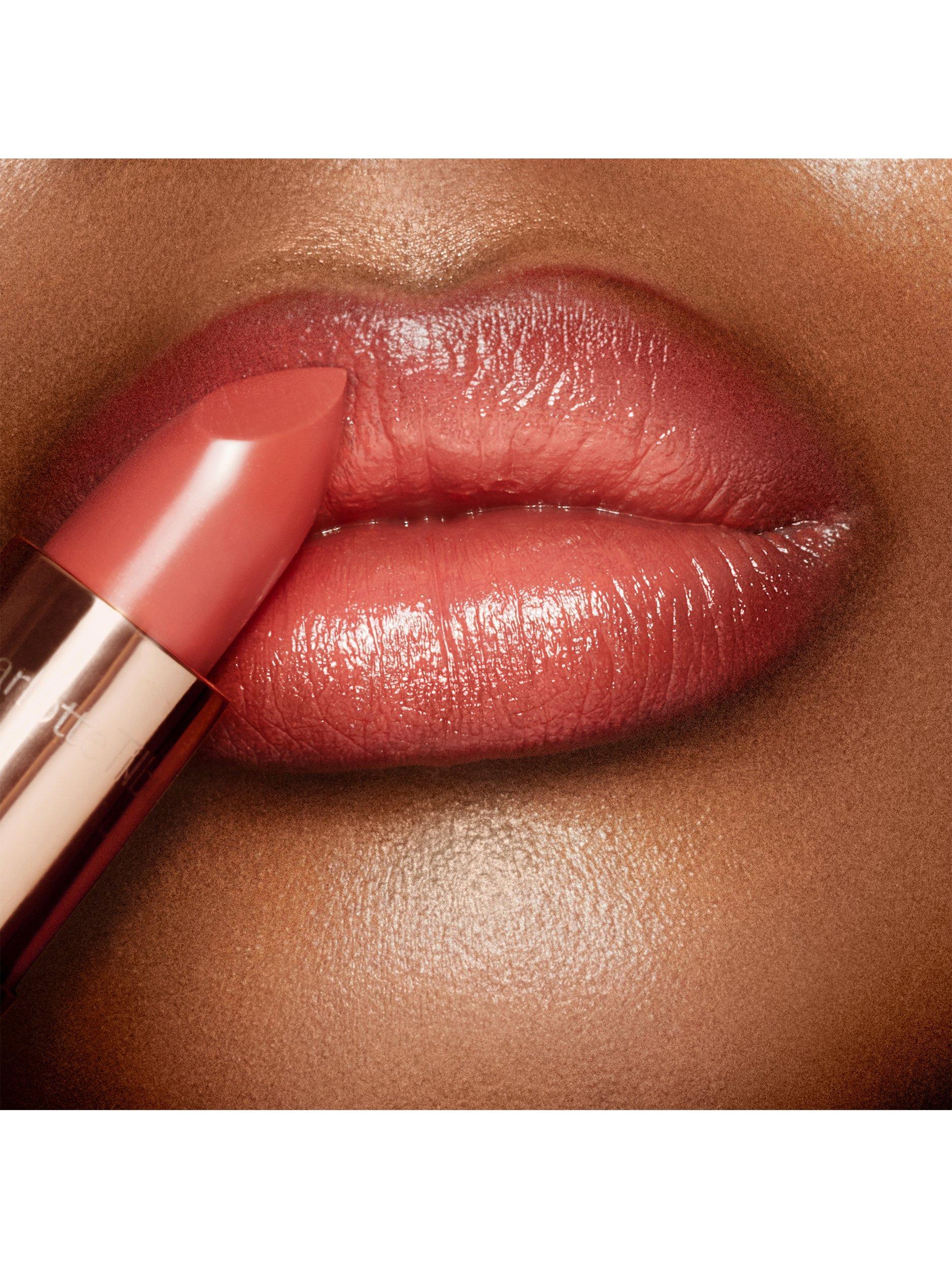 Charlotte Tilbury lipstick Coral Kiss - British product