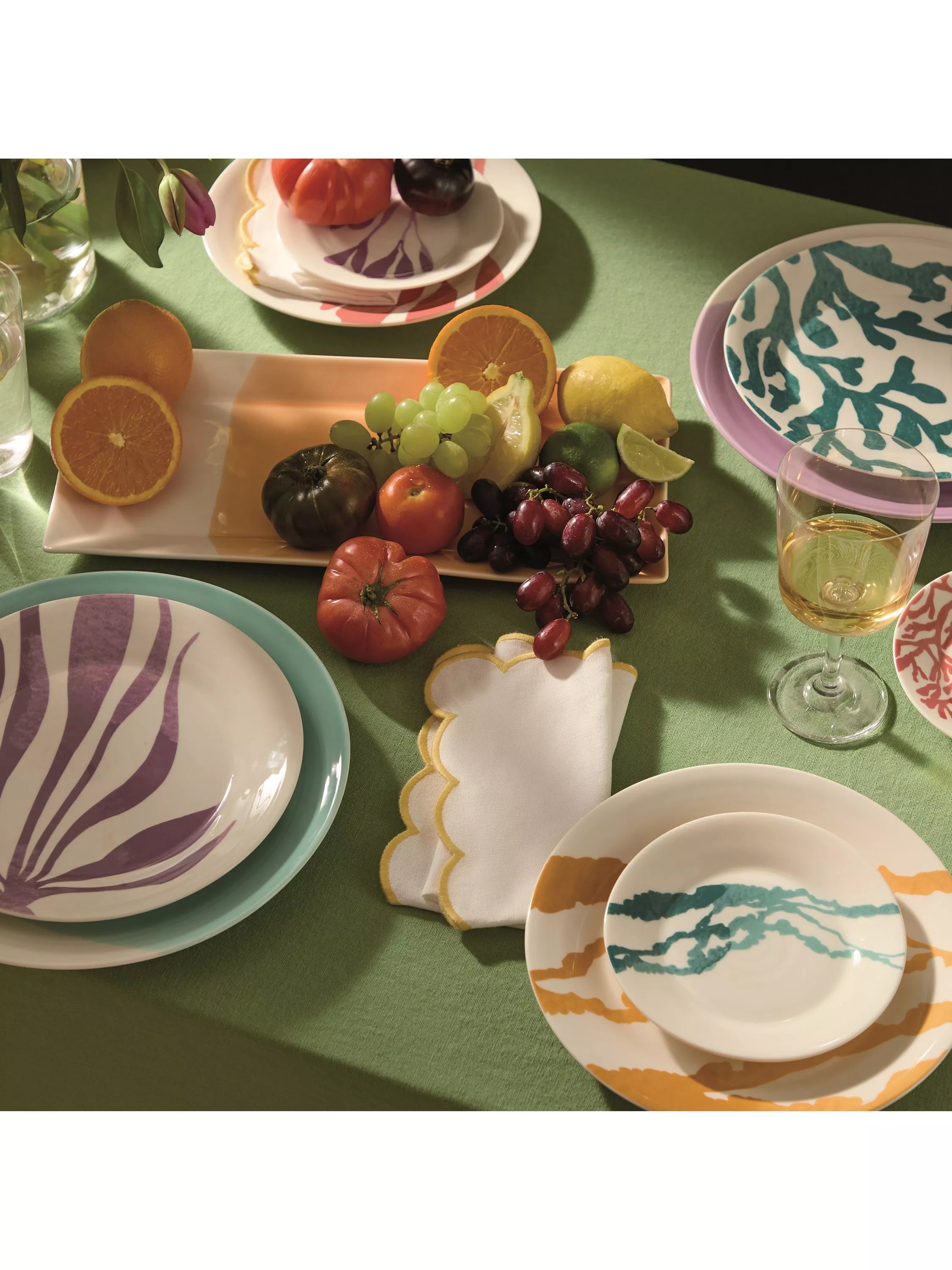 Royal Doulton dinner plate set assorted patterns 23.6cm, UK version