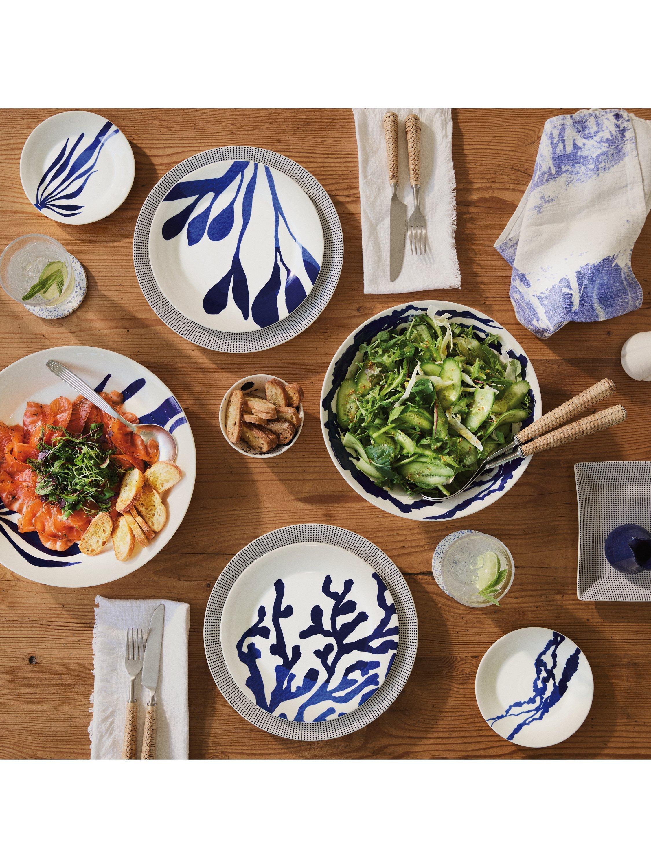 Royal Doulton side plate set blue 16cm, UK version