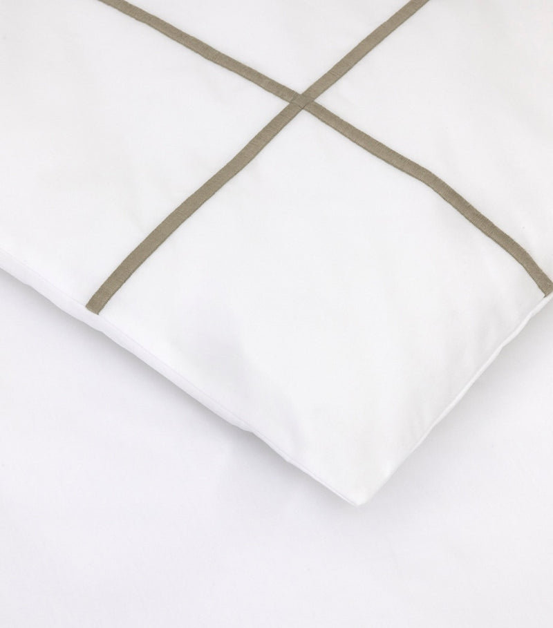 Yves Delorme Athena double duvet cover 200x200cm, imported from the UK