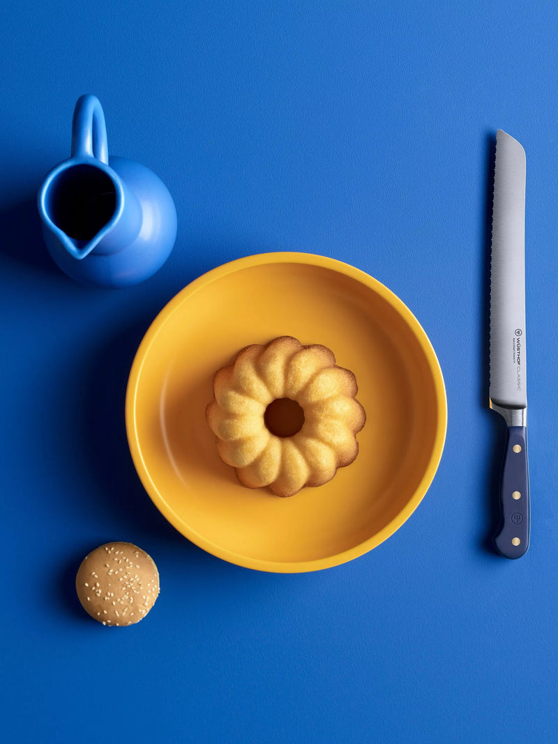 WÜSTHOF bread knife Wild Blueberry 23cm, imported from the UK