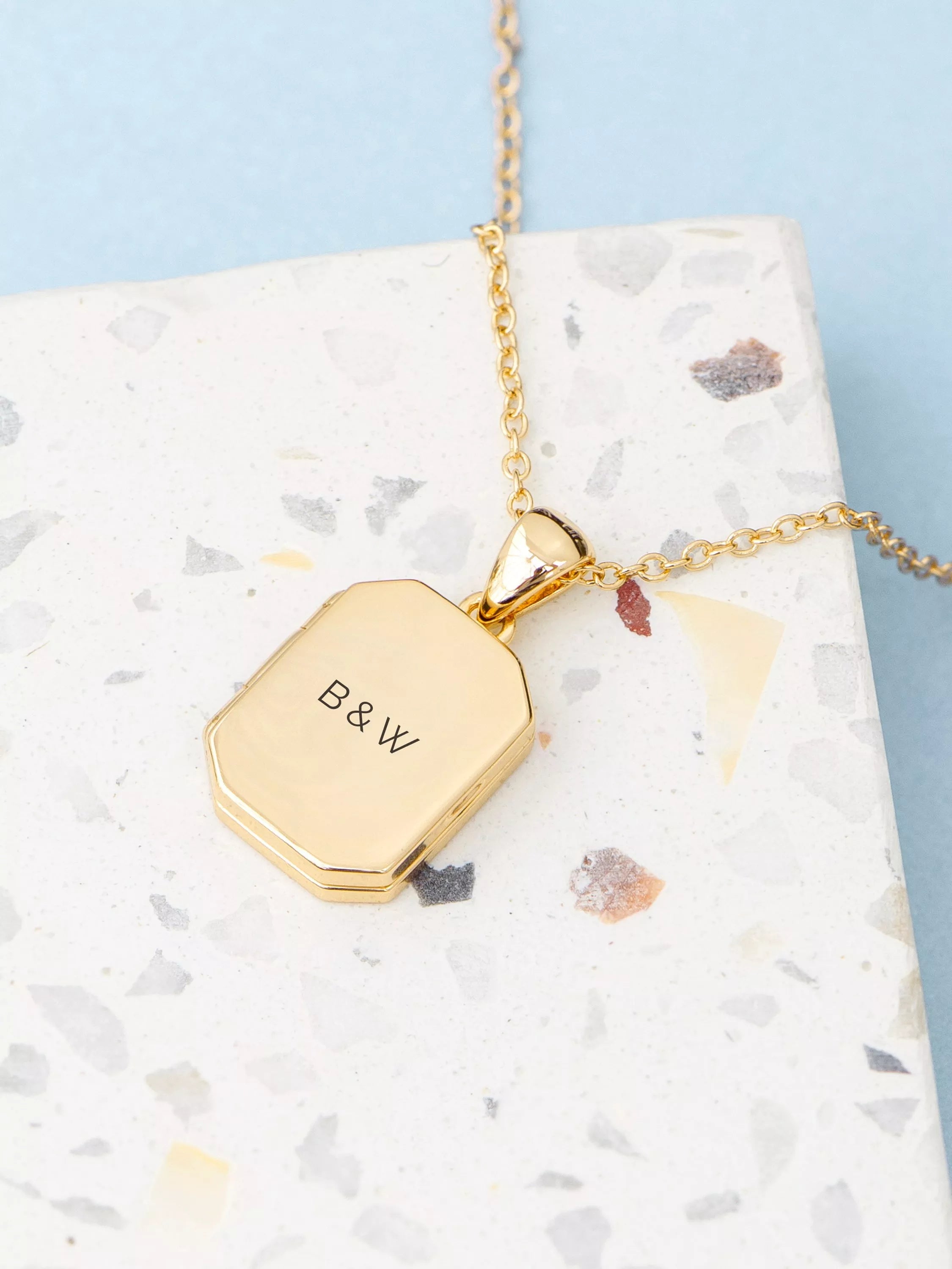 Treat Republic personalised gold photo locket necklace - British product