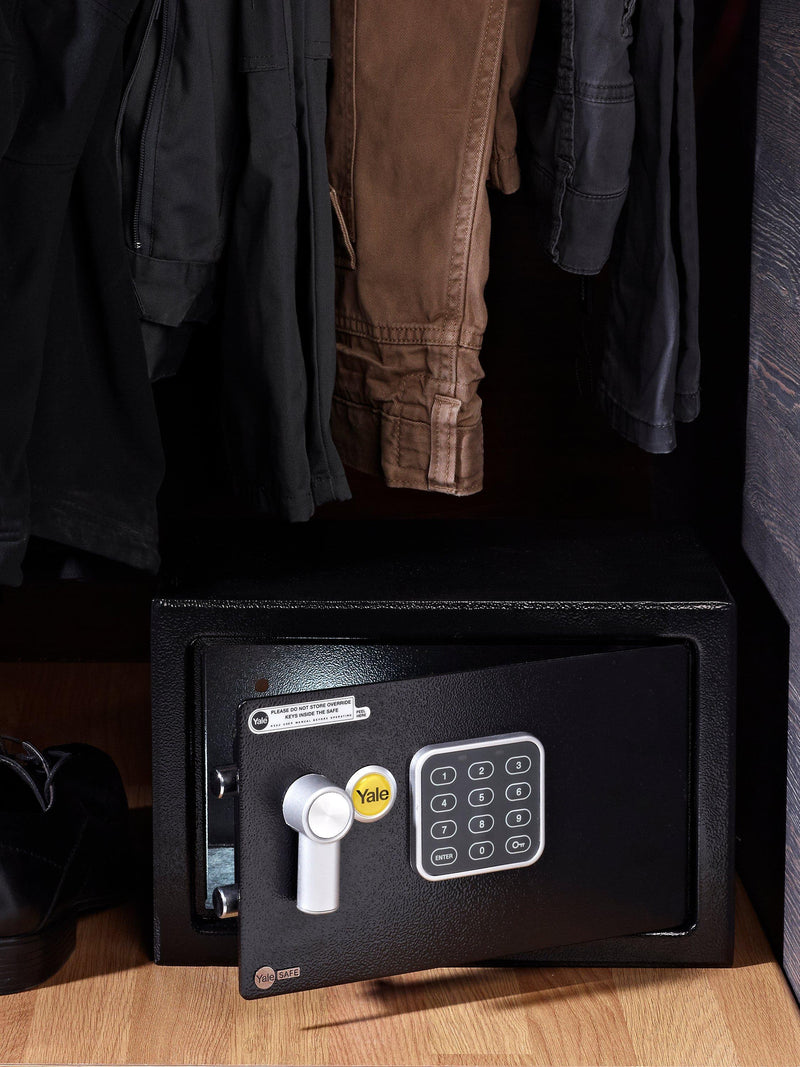 Yale Value Home Safe medium with programmable PIN, UK version