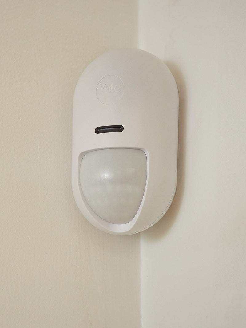 Yale indoor motion sensor with 12-metre detection range, UK version