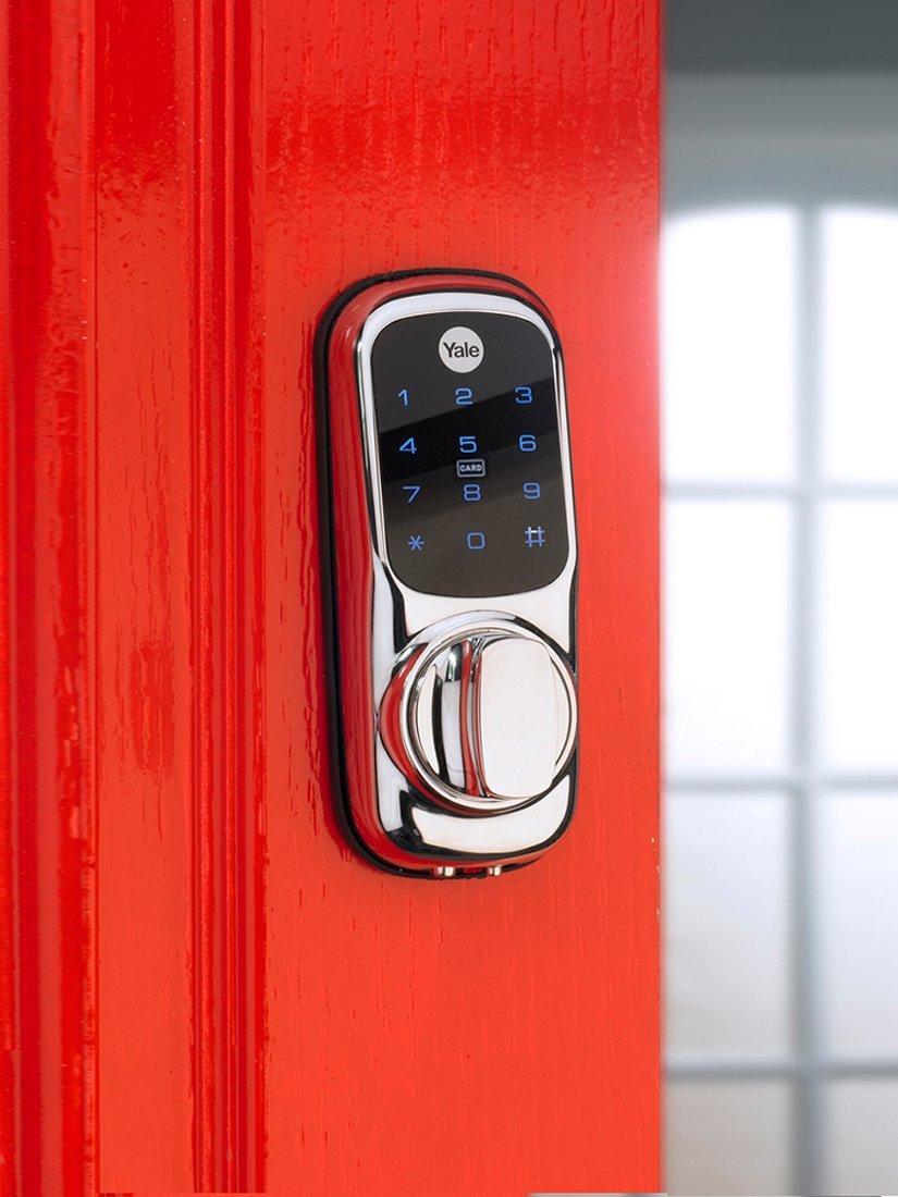 Yale smart keyless lock Chrome, UK version
