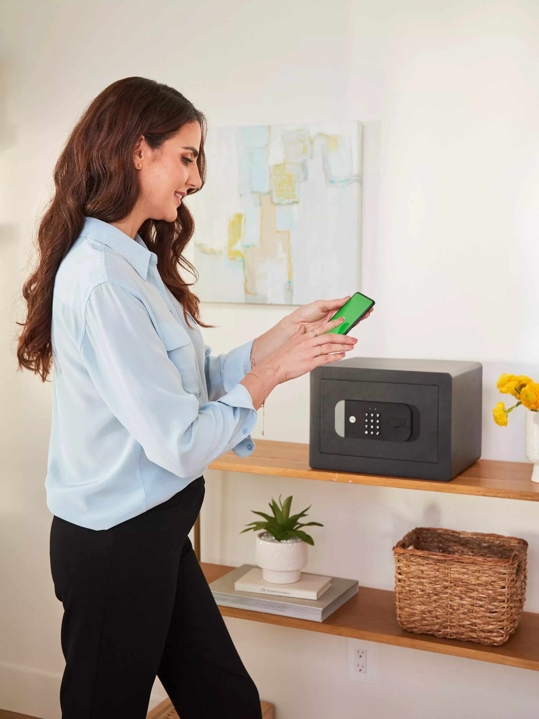Yale Smart Ready Home Safe black, imported from the UK