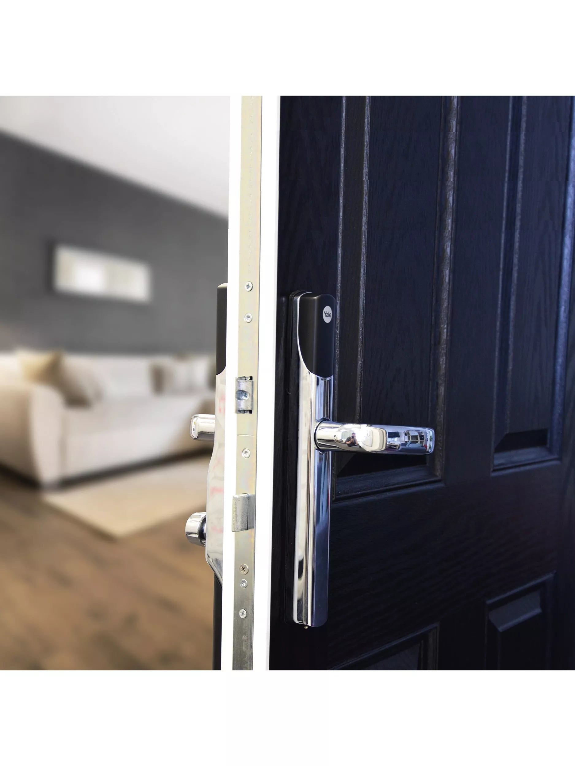 Yale Conexis L2 smart lock Chrome - British product