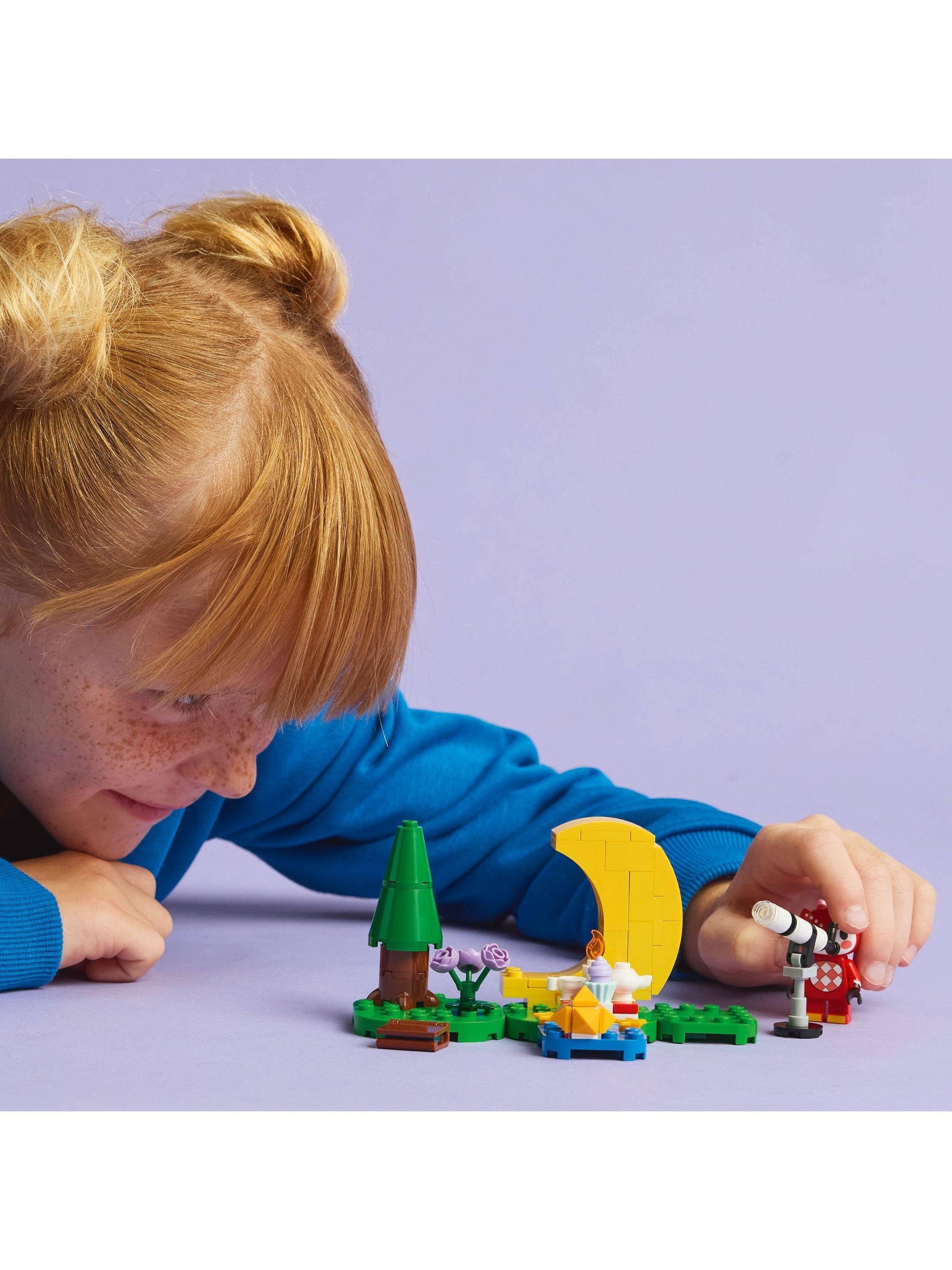 LEGO Animal Crossing Stargazing with Celeste Building Kit, UK version