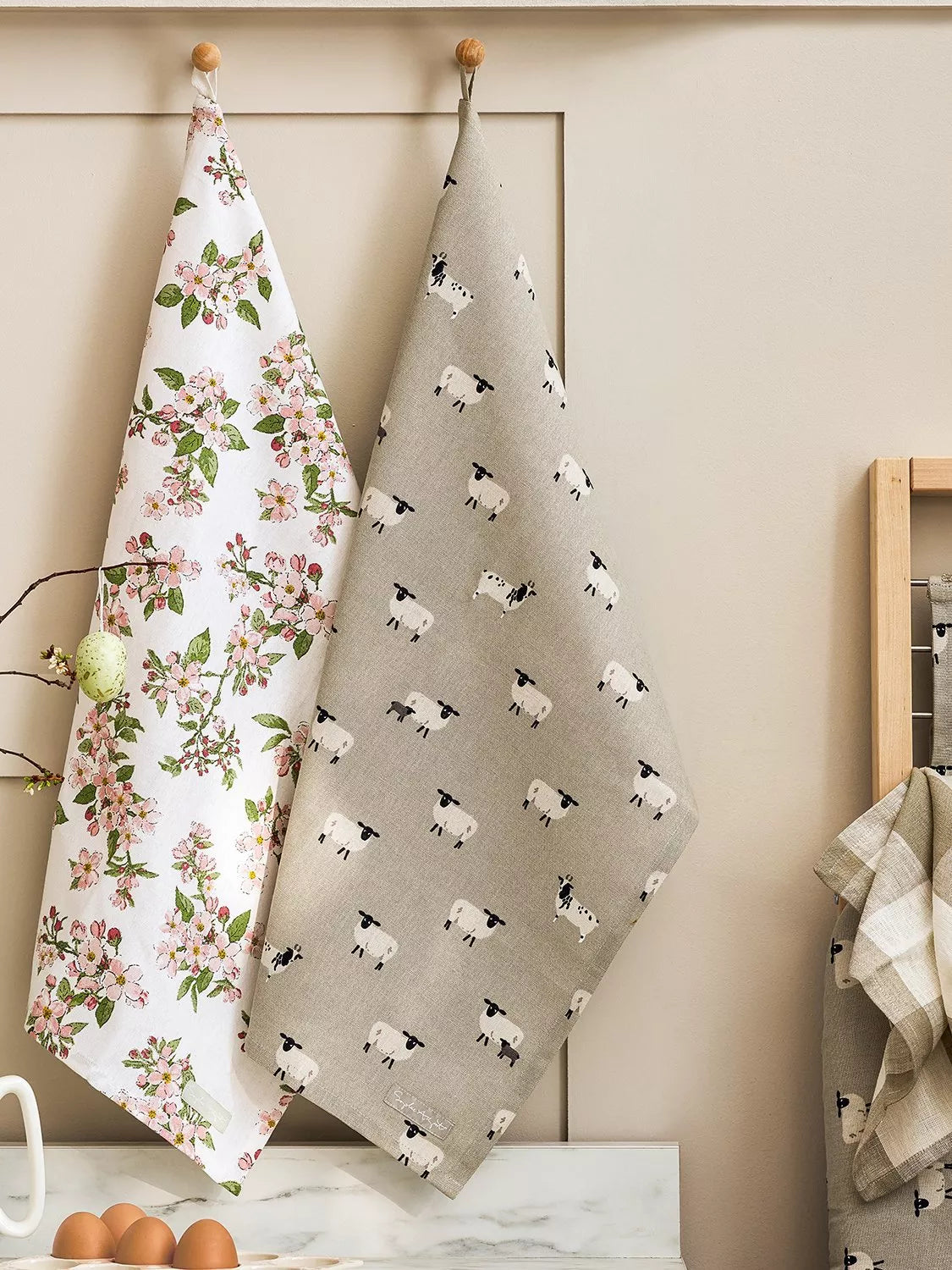 Sophie Allport sheep cotton tea towel neutral (British brand)
