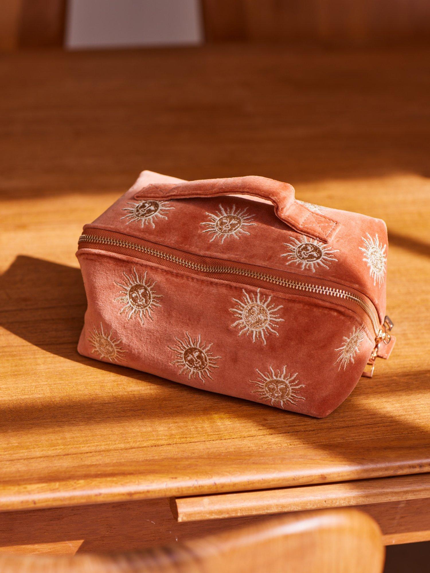 Elizabeth Scarlett Sun Goddess makeup bag Rust - British product