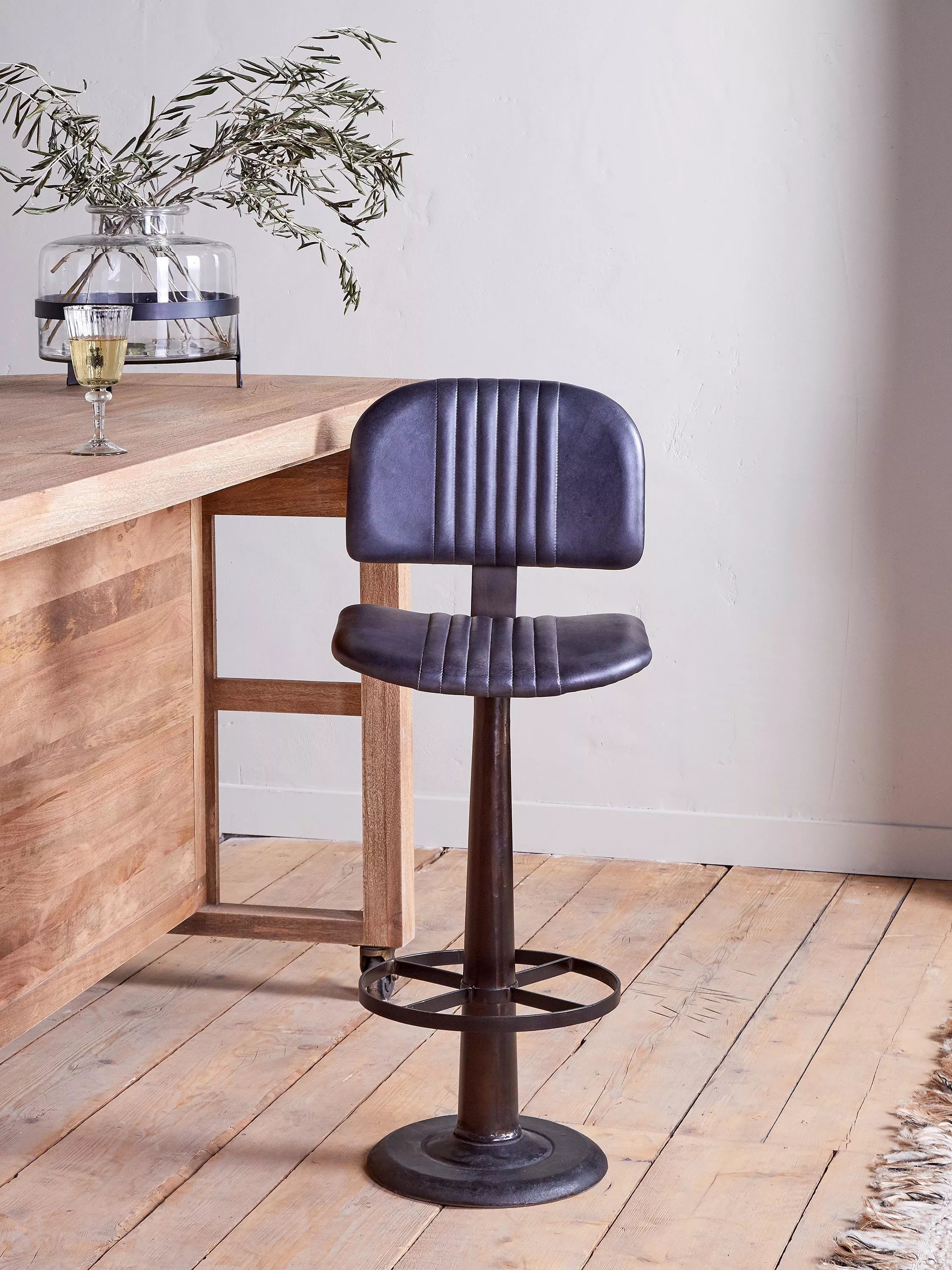 nkuku Narwana bar chair black - British product