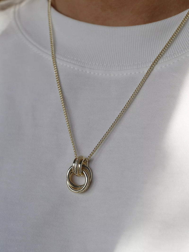 Tutti gold pendant necklace interlocking design 2.3cm, imported from the UK