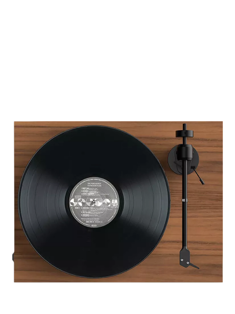 Pro-Ject E1 Phono turntable walnut finish (British brand)