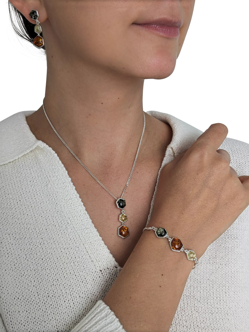 Be-Jewelled Baltic amber three stone pendant necklace sterling silver, UK version