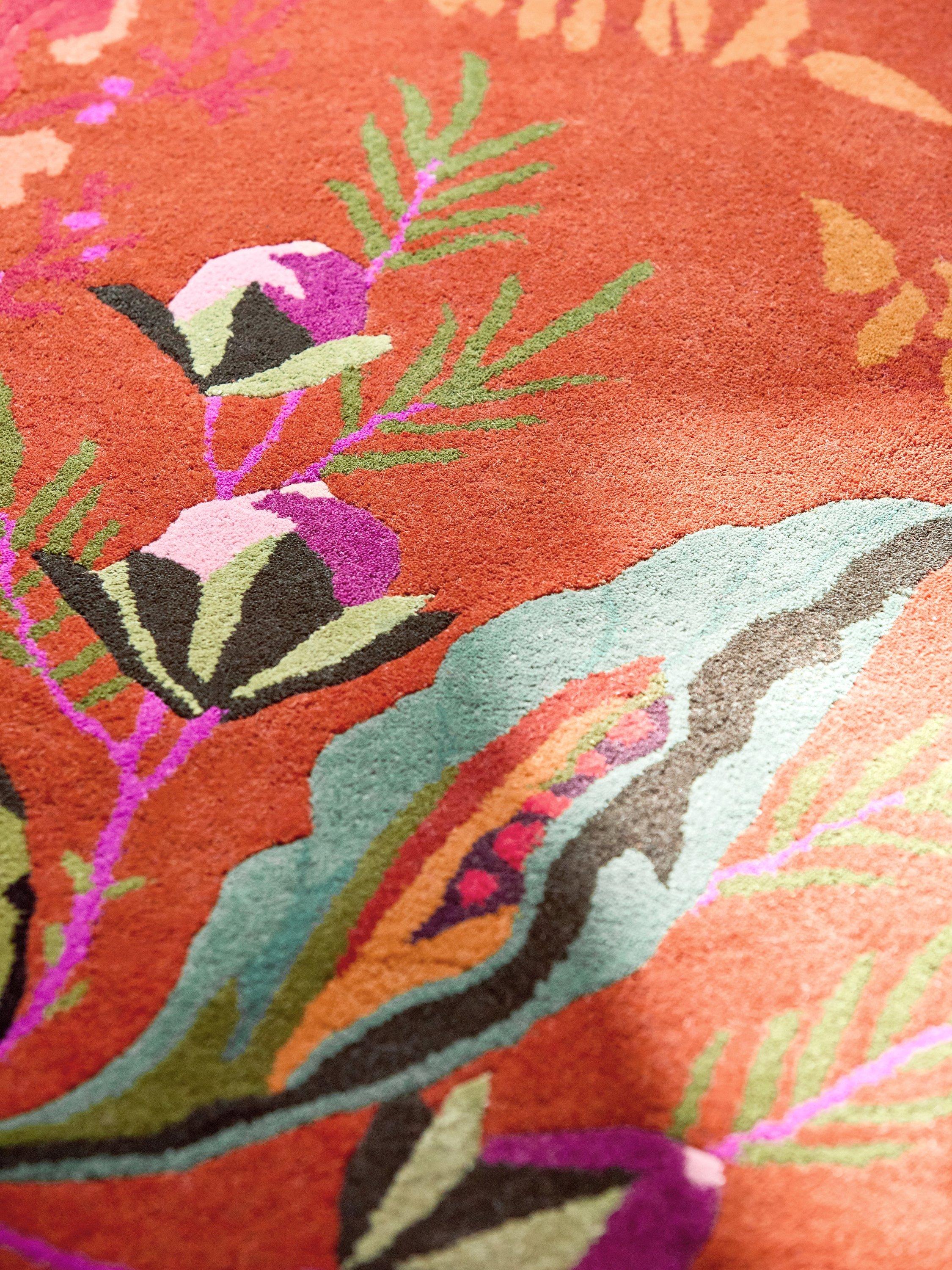 Tapis Harlequin Wonderland Floral en laine riche multicolore, version UK