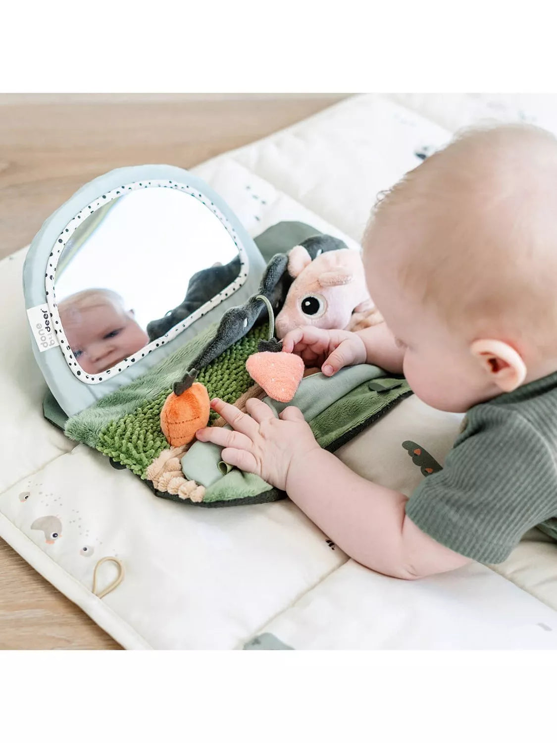 Done by Deer vegetable patch sensory mirror baby toy - British product