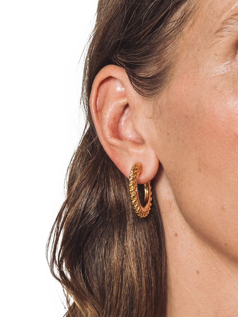 Eclectica pre-loved twisted rope hoop earrings 3cm, imported from the UK