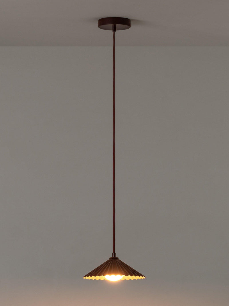 houseof Small Pleat Pendelleuchte mit fliederfarbener Auskleidung - Britisches Produkt