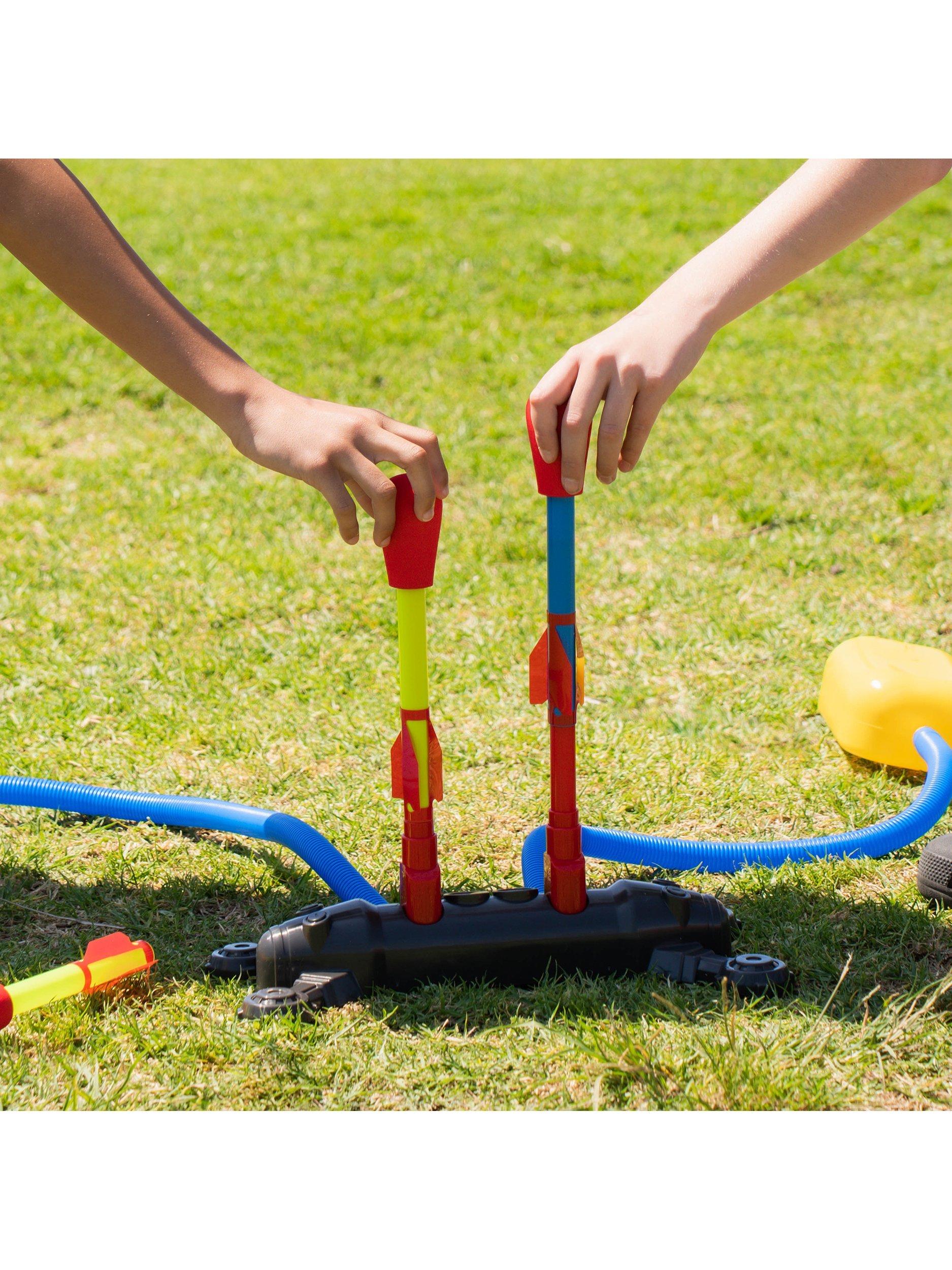 Stomp Rocket Duelling Rockets outdoor rocket launcher - British product