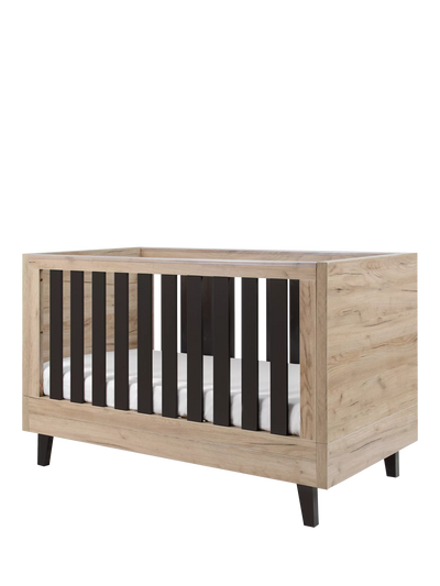 سرير أطفال قابل للتحويل Tutti Bambini Como بلون البلوط والطفل - اشترِ عبر الإنترنت من McGrocer
