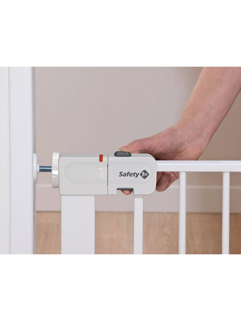 Safety 1st SecurTech Auto-Close Metal Gate White, UK version