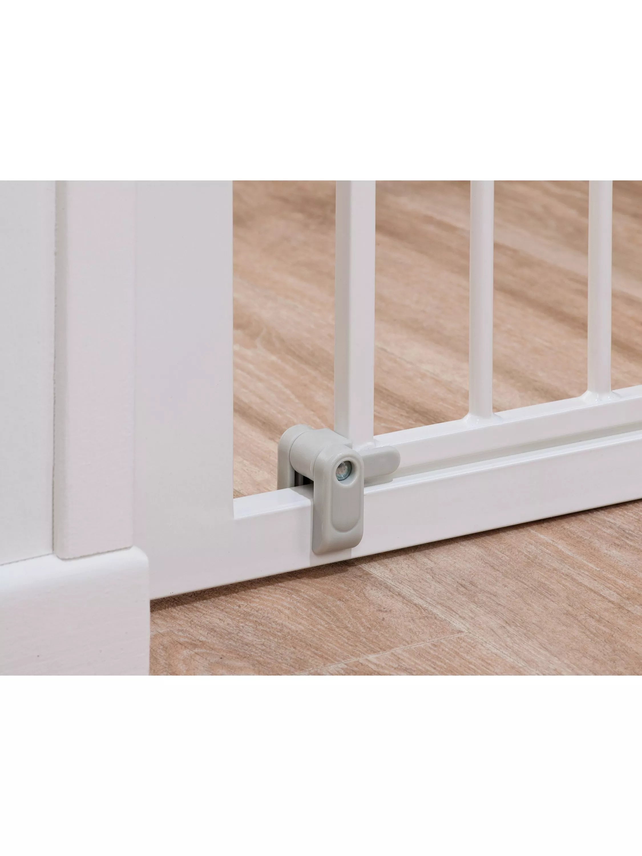 Safety 1st SecurTech Auto-Close Metal Gate White, UK version