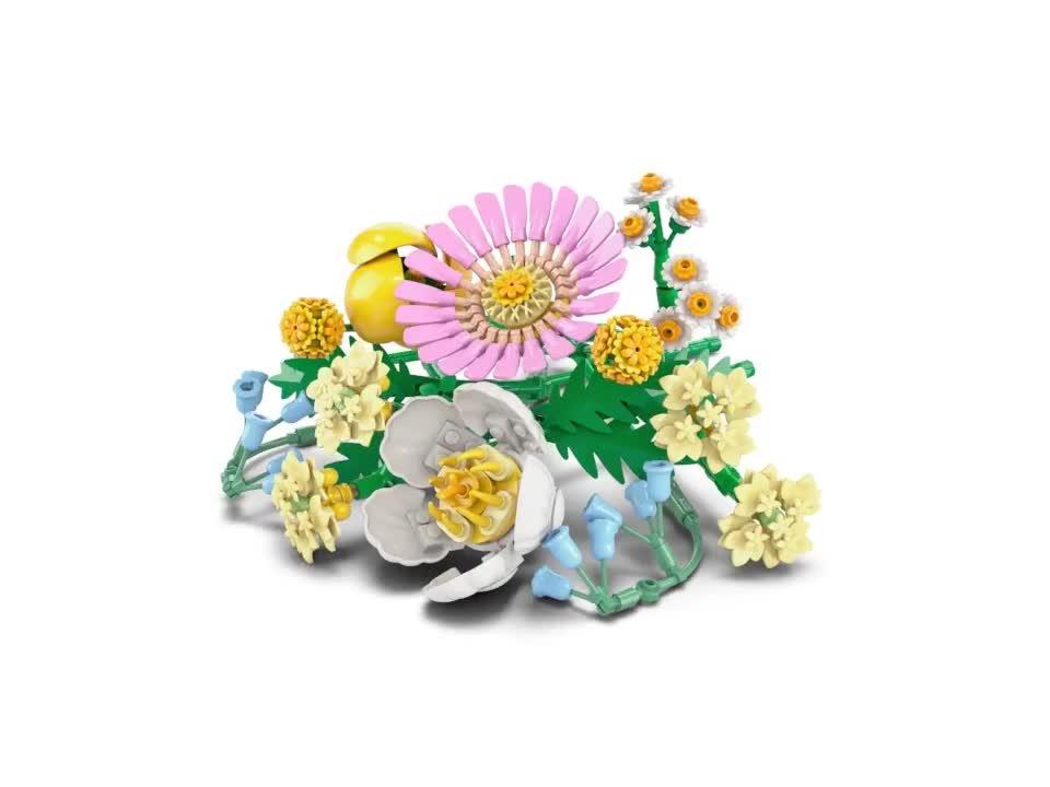 LEGO Botanicals Petite Sunny Bouquet building set, UK version