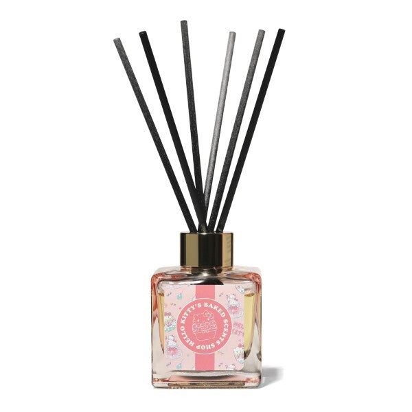 Hello Kitty strawberry cupcake reed diffuser 100ml - British product