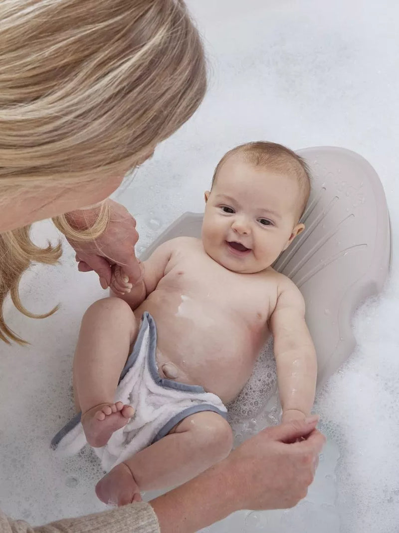 Shnuggle newborn baby bath support with water indicator - British product