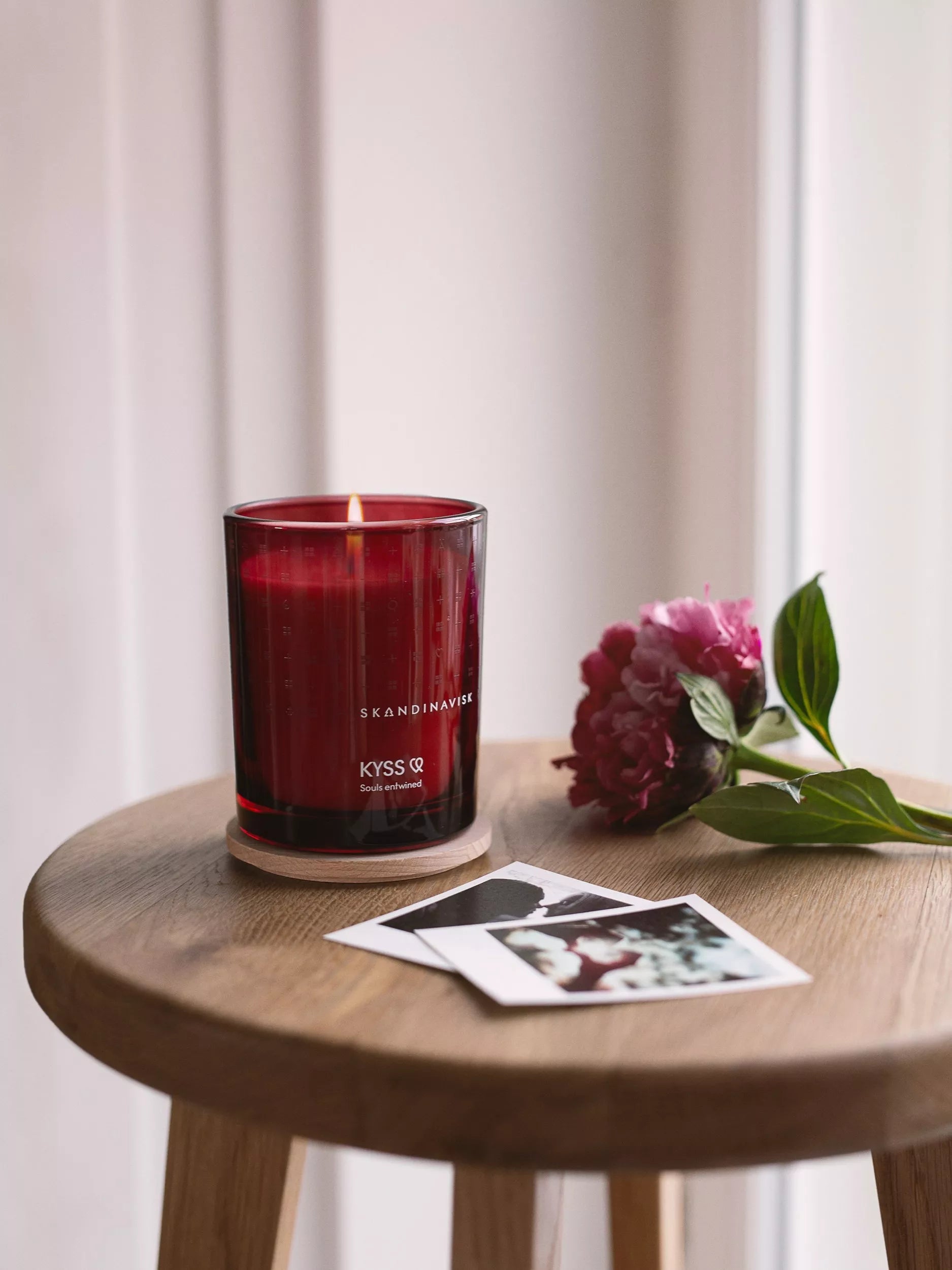 Skandinavisk Kyss scented candle 200g, UK version