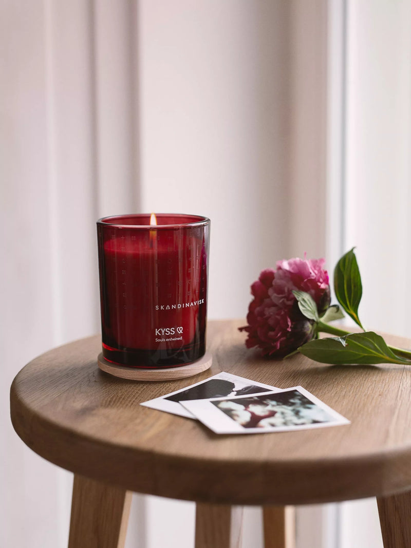 Skandinavisk Kyss scented candle 200g, UK version