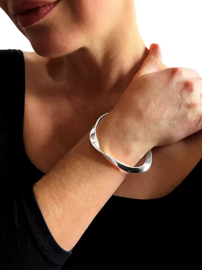 Nina B twisted triangle bangle sterling silver (British brand)