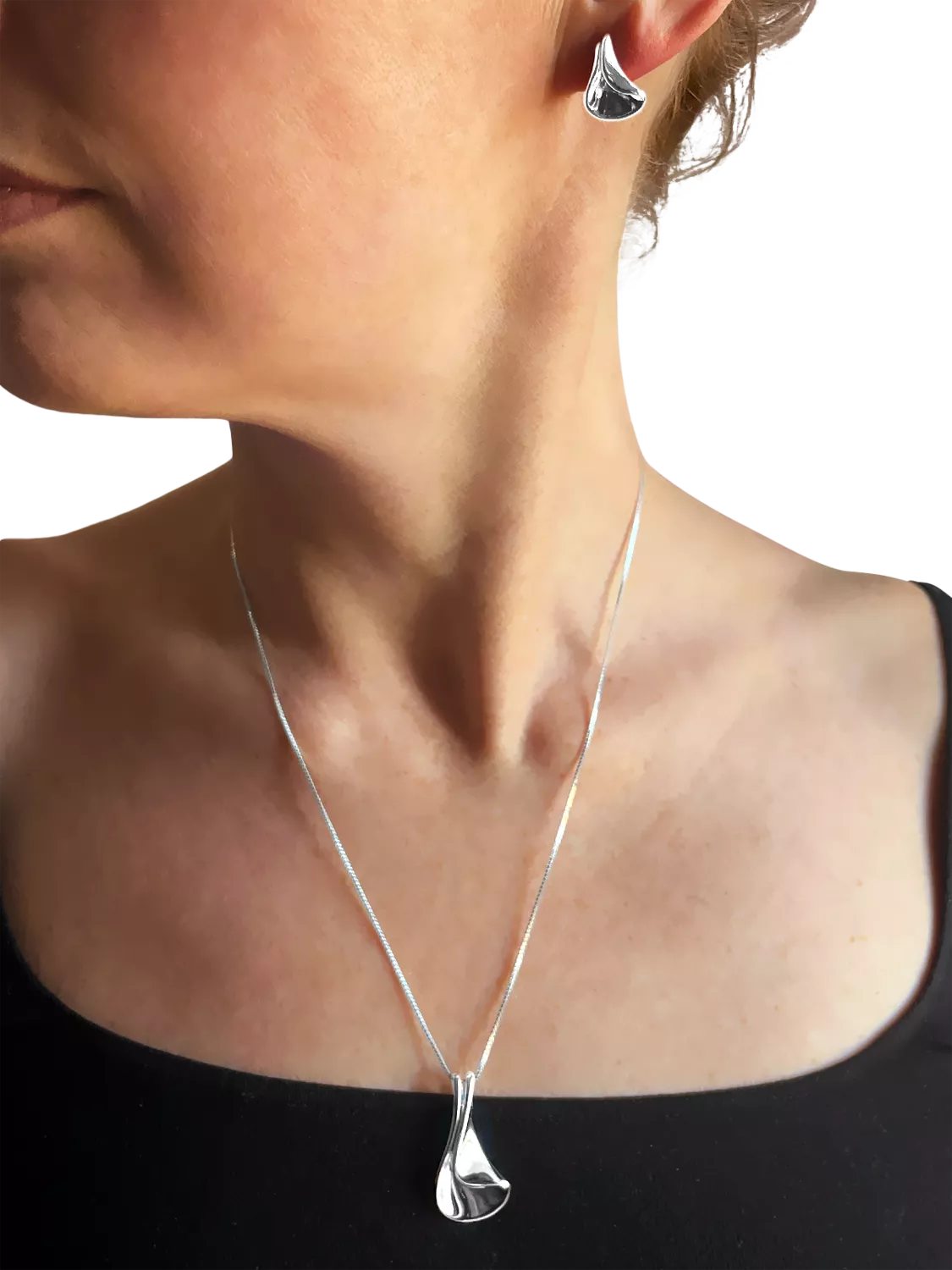 Nina B folded silver pendant 50cm chain - British product