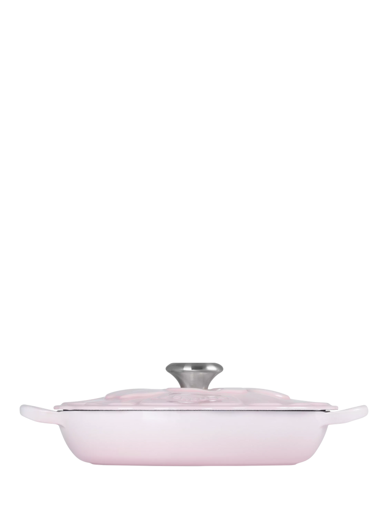 Le Creuset cast iron shallow casserole petal signature 26cm, UK version