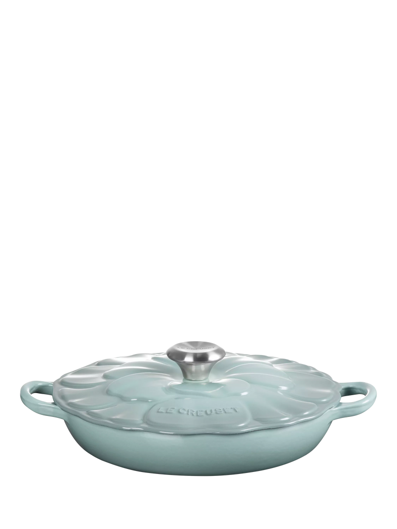 Le Creuset cast iron shallow casserole petal signature 26cm, UK version