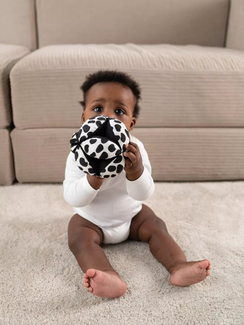 Etta Loves grasp ball sensory toy - British product