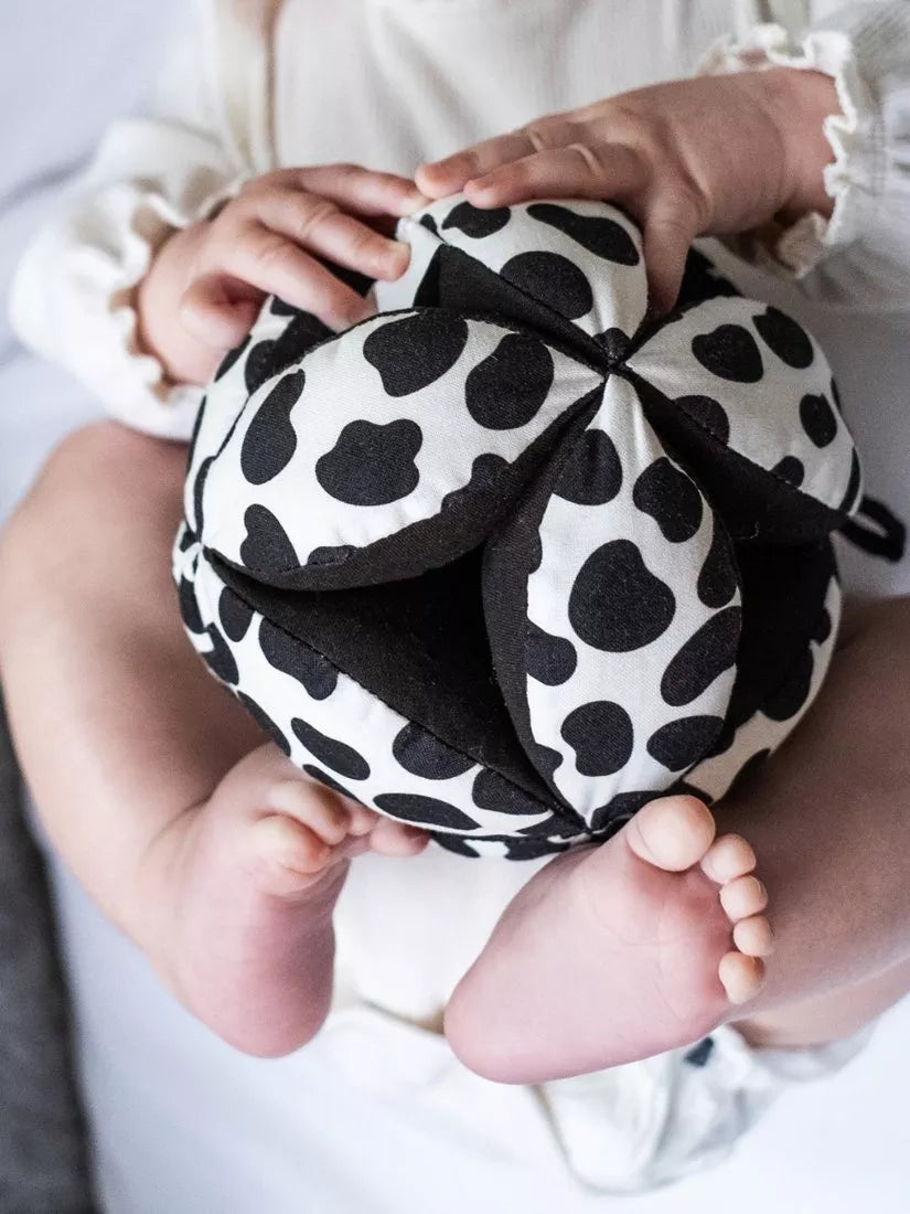 Etta Loves grasp ball sensory toy - British product