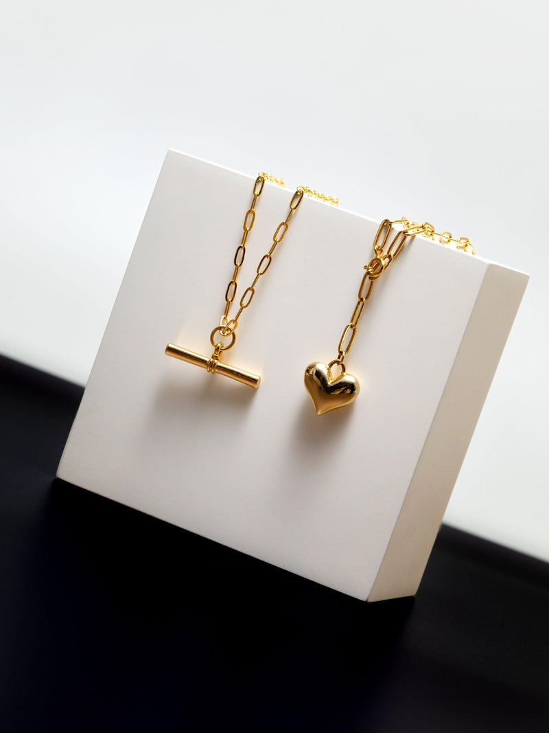 Orelia chunky t-bar necklace gold plated brass, imported from the UK