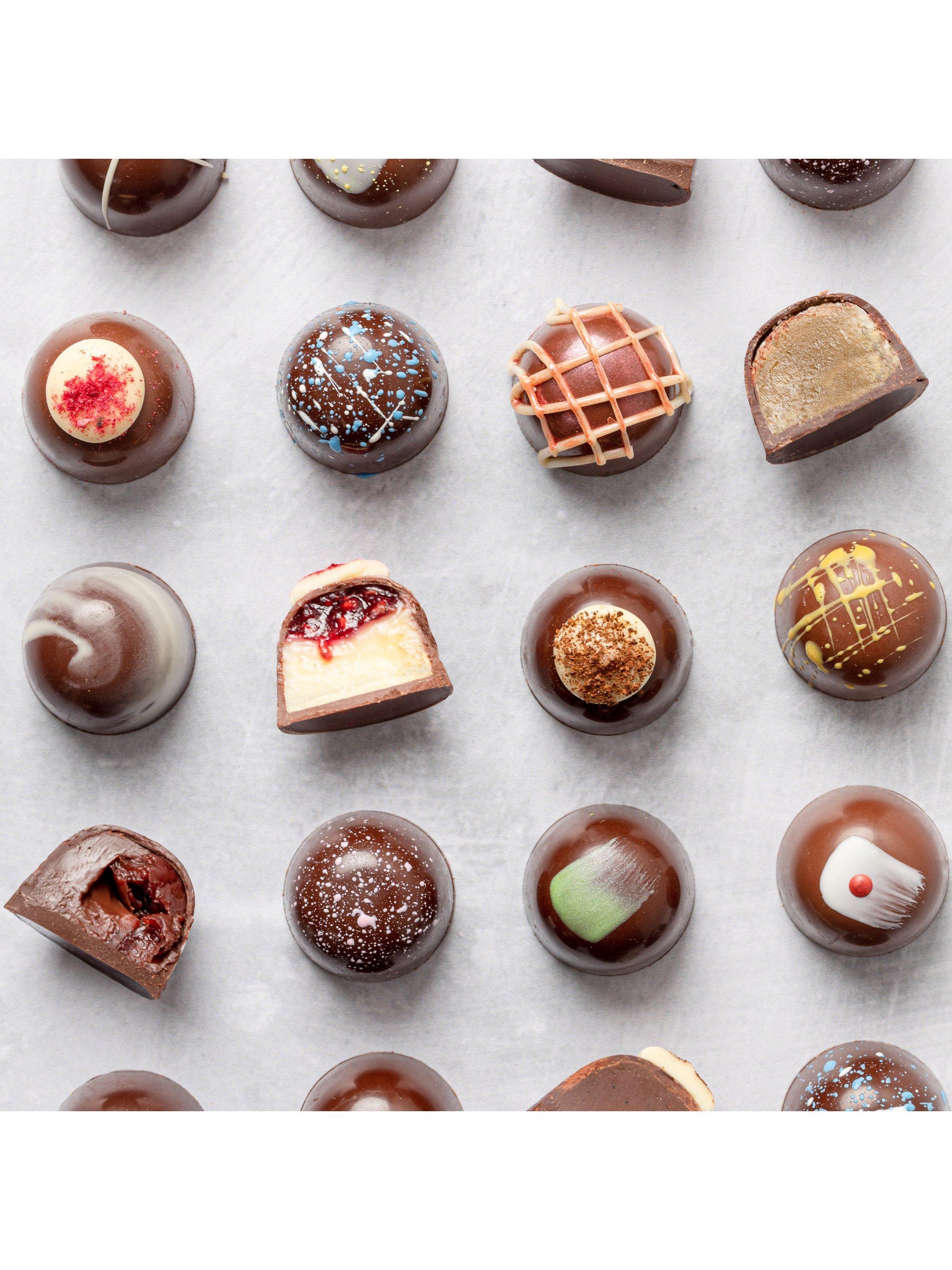 Chococo assorted chocolate box 165g - British product