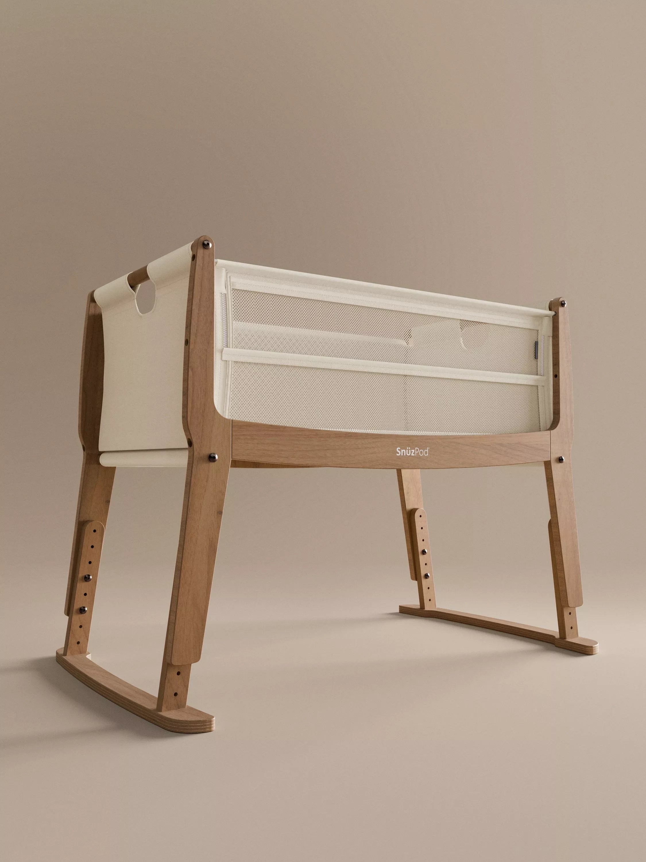 Snüz SnüzPod Studio bedside crib (British brand)